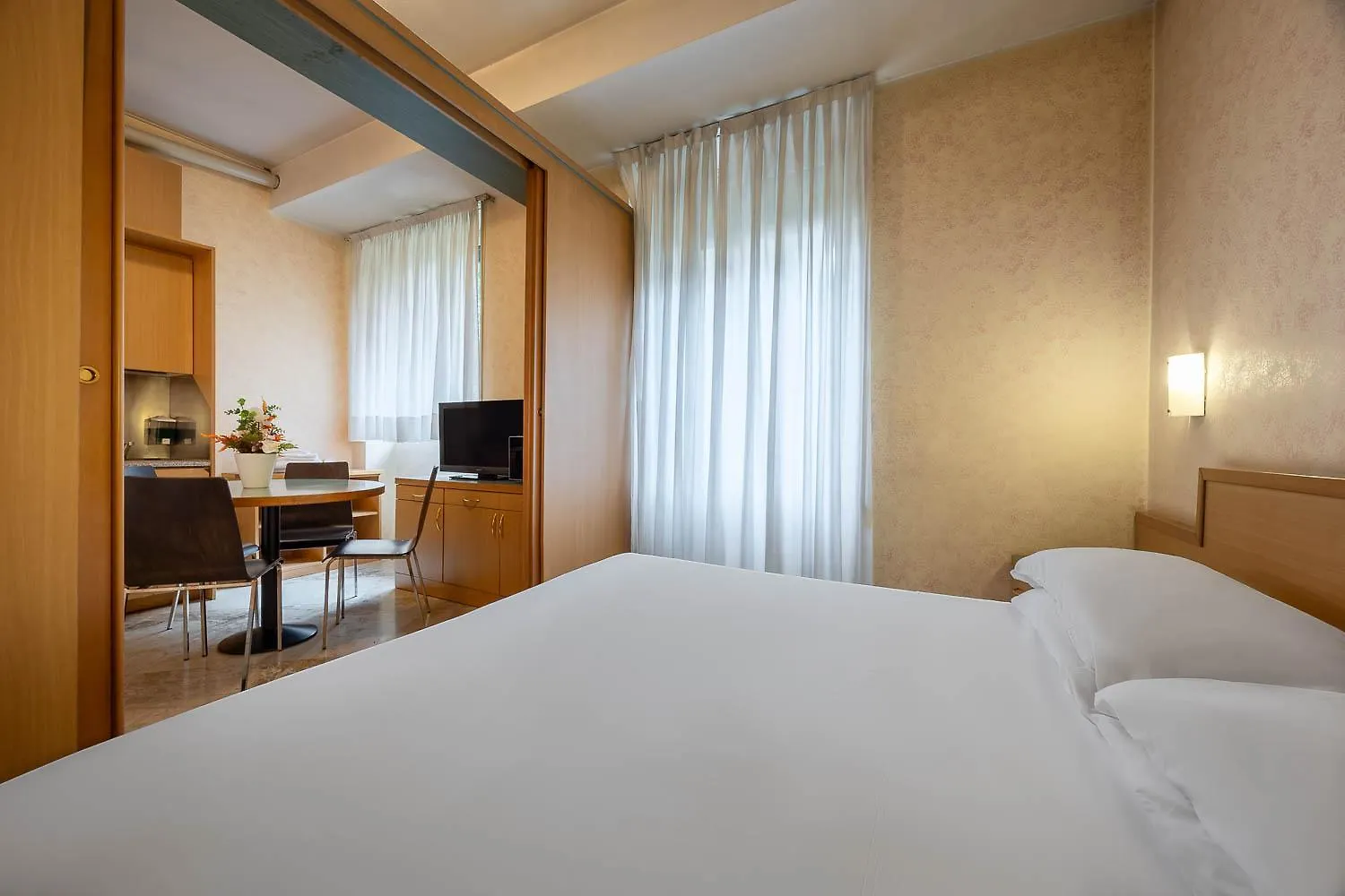 Ih Hotels Milano Aparthotel Argonne Park