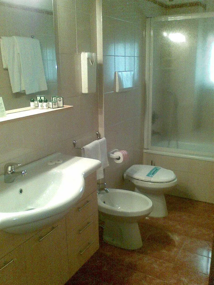 Ih Hotels Milano Aparthotel Argonne Park Italy