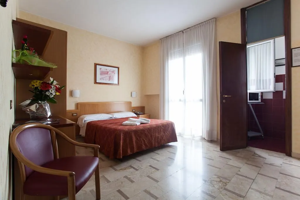 ***  Ih Hotels Milano Aparthotel Argonne Park Italy