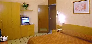 Ih Hotels Milano Aparthotel Argonne Park  Milan