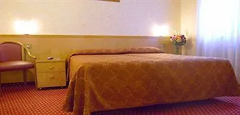 Ih Hotels Milano Aparthotel Argonne Park