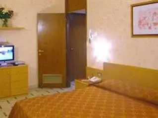 ***  Ih Hotels Milano Aparthotel Argonne Park Italy