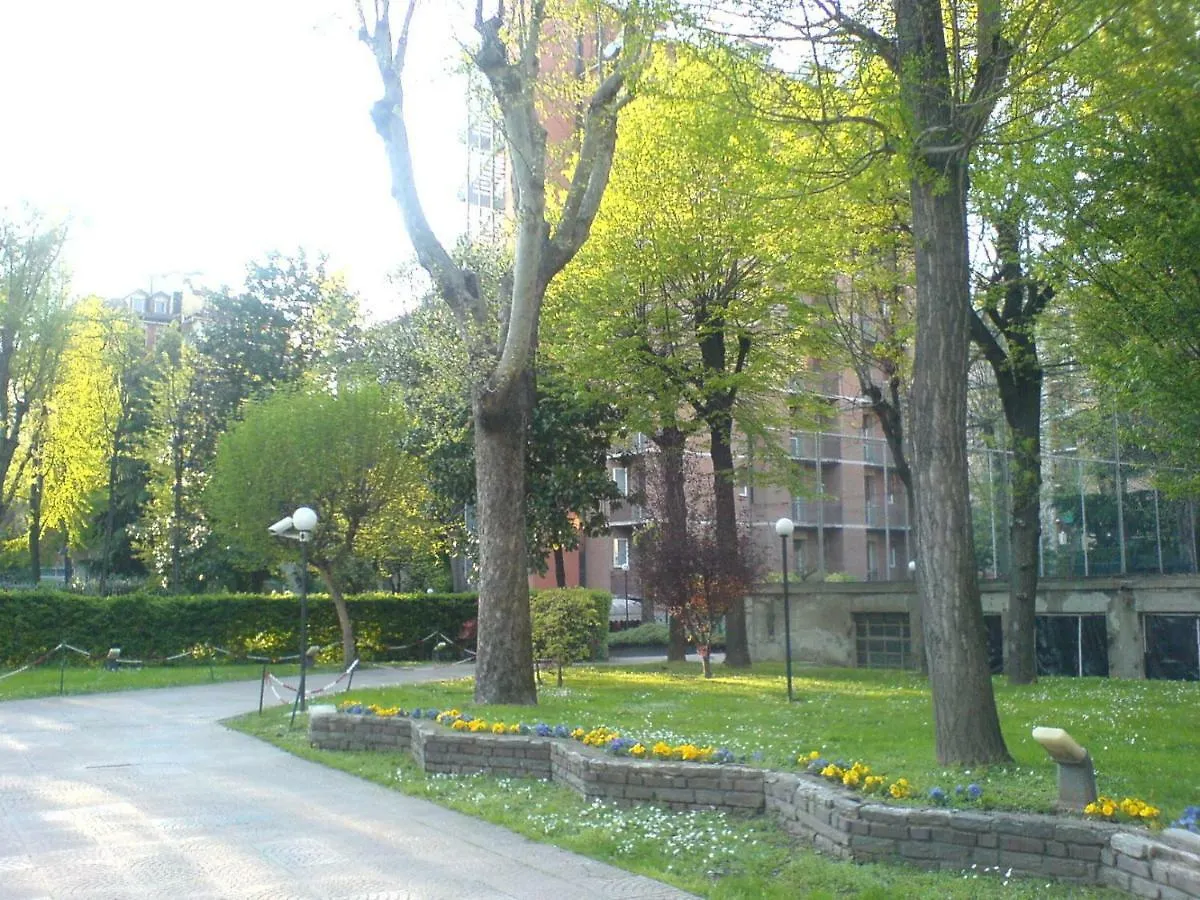 Ih Hotels Milano Aparthotel Argonne Park