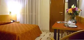Ih Hotels Milano Aparthotel Argonne Park