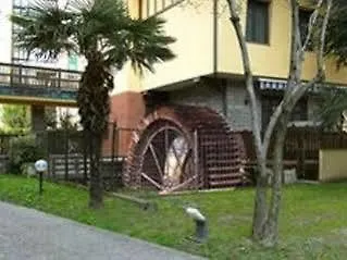 Ih Hotels Milano Aparthotel Argonne Park 3*, Milan
